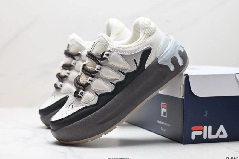 Sleek Fila Shoes 2495