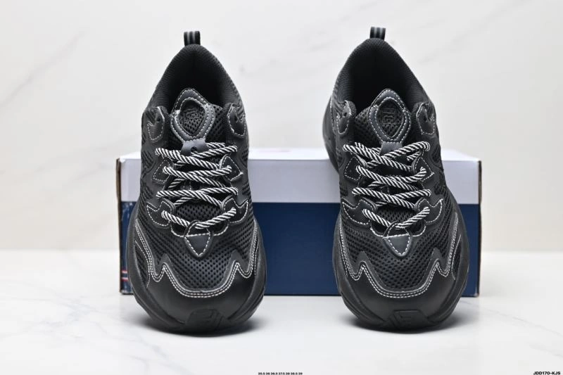 Fila Shoes DailyWear 2490