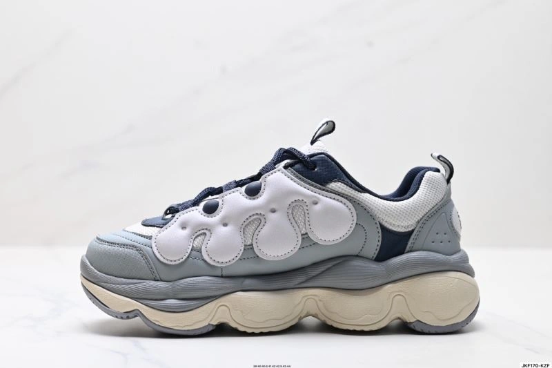 Fashionable Fila Shoes 2467