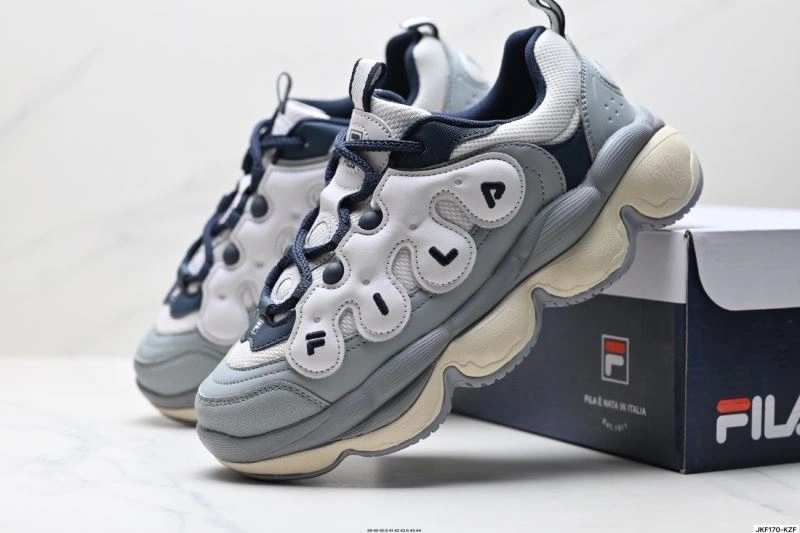Fashionable Fila Shoes 2467