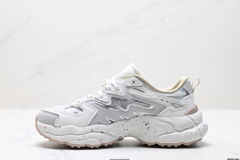 Flexible Fila Shoes 2468