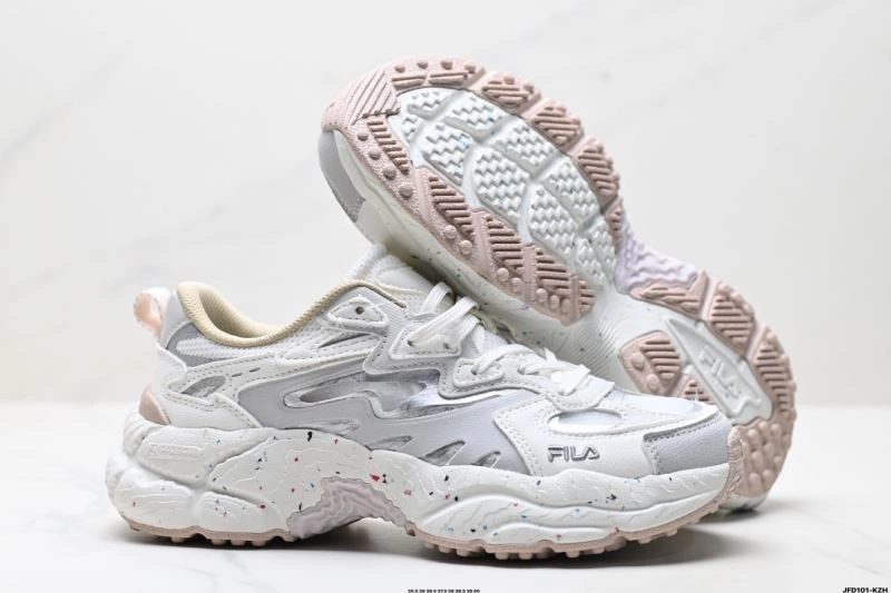 Flexible Fila Shoes 2468