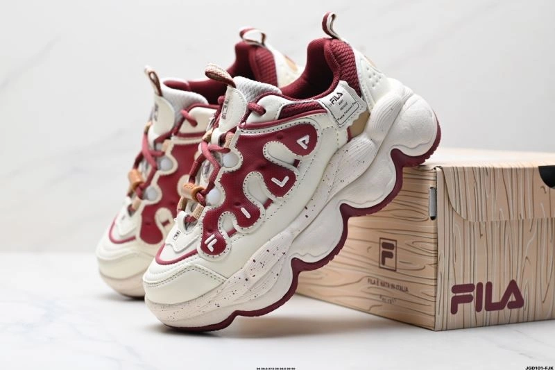 Breathable Fila Shoes 2465