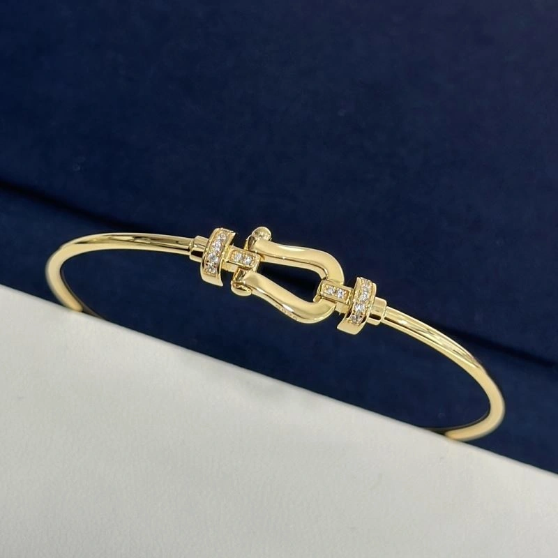 Lightweight Fred Bracelets 213968