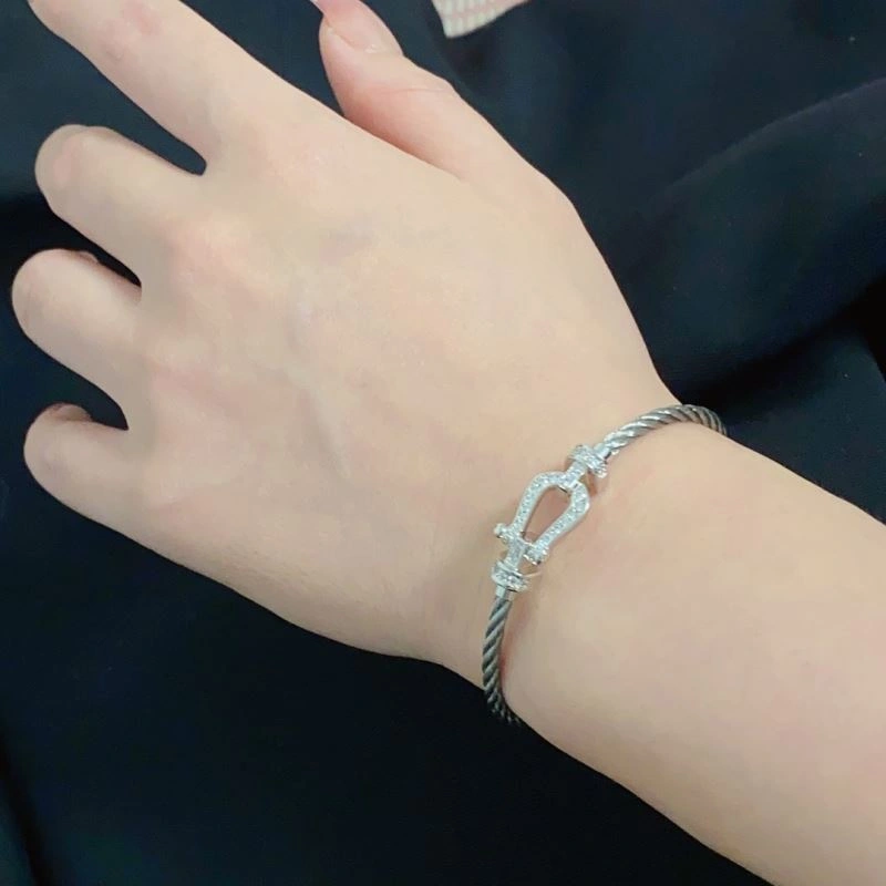Attractive Fred Bracelets 213029