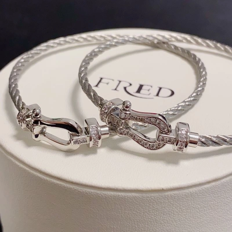 Attractive Fred Bracelets 213029