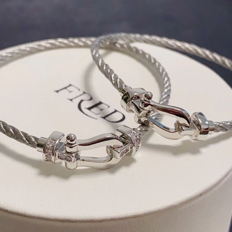 Attractive Fred Bracelets 213029