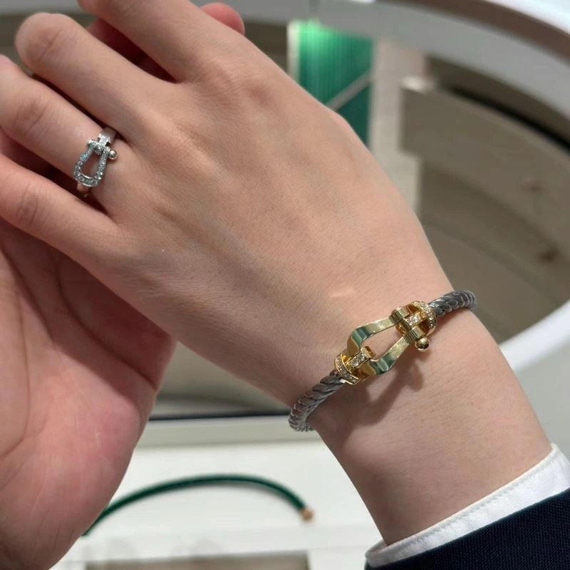 Resilient Fred Bracelets 213013
