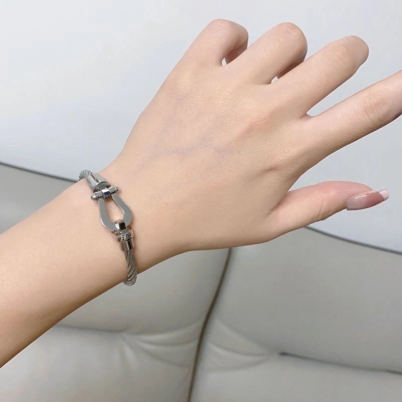 Functional Fred Bracelets 213008
