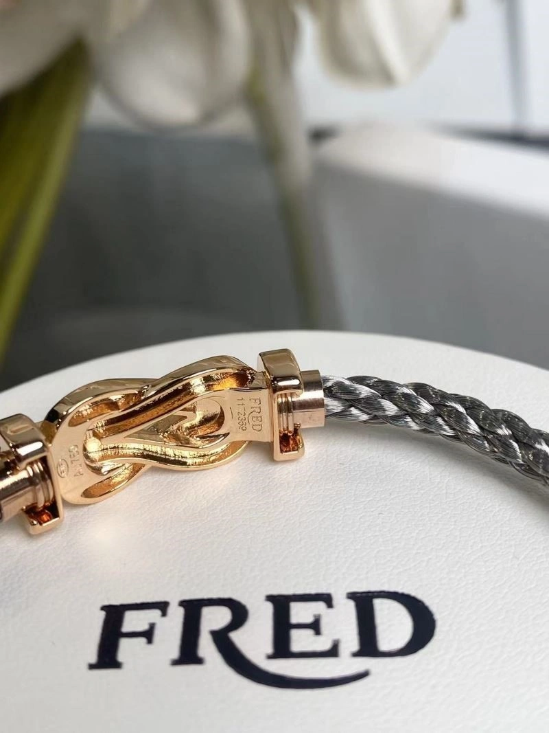 Breathable Fred Bracelets 209419