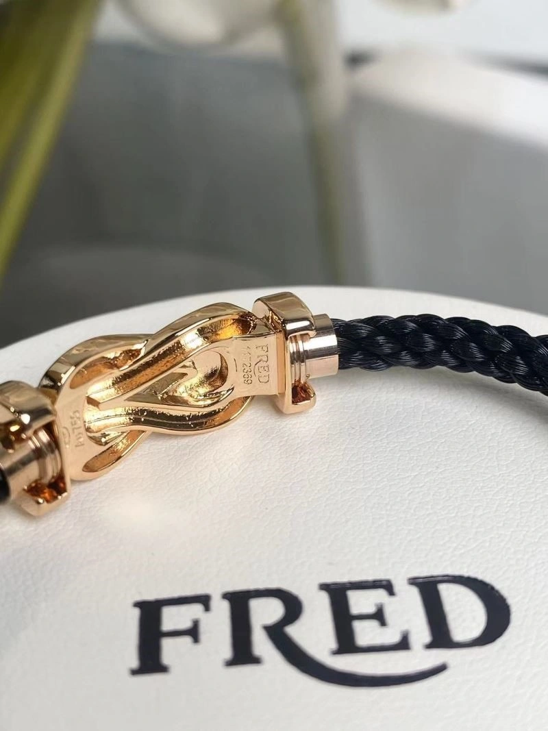 Lightweight Fred Bracelets 209341