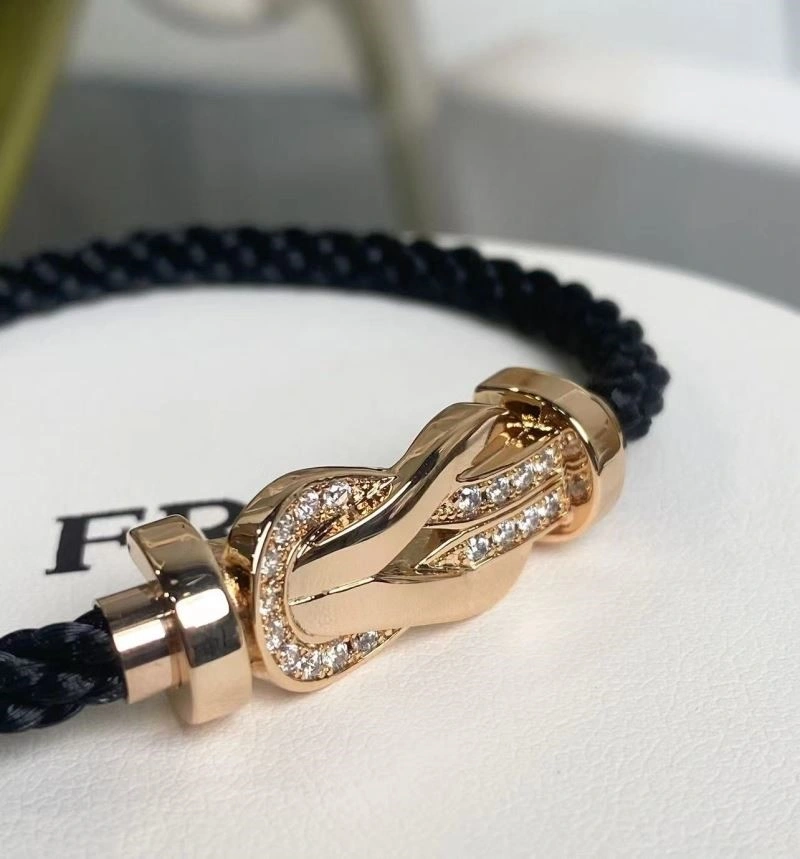 Sleek Fred Bracelets 209344