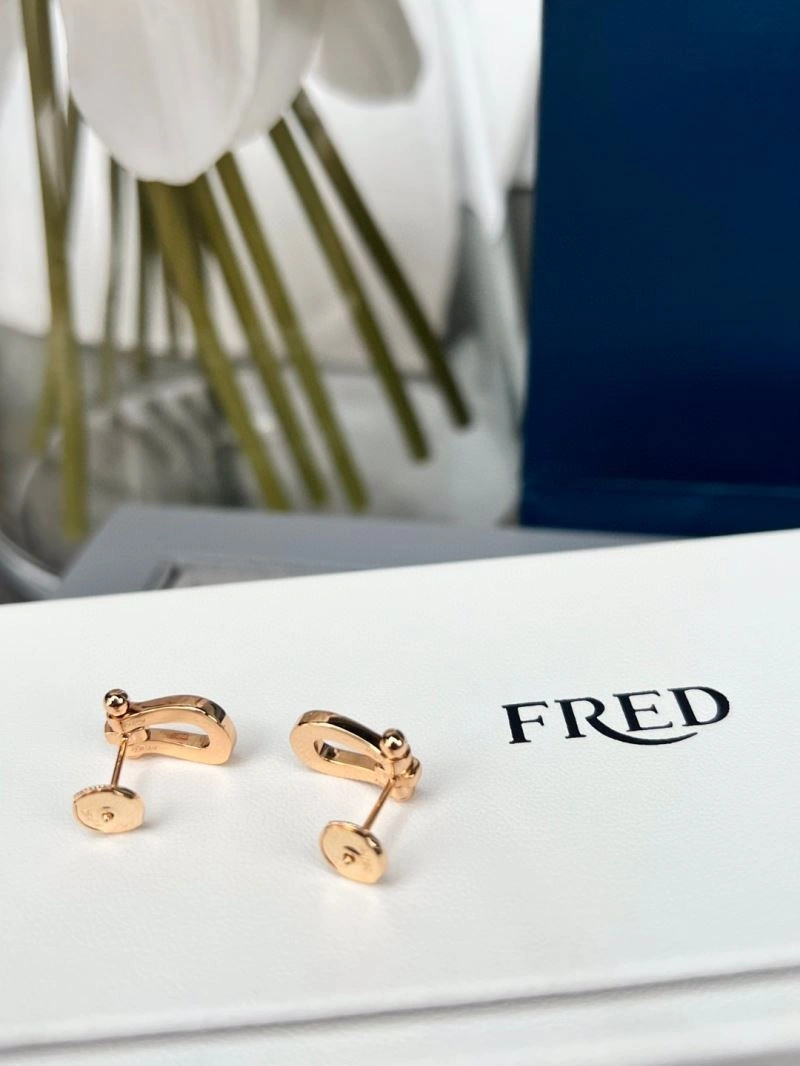 Fred Earrings WaterResistant 211319