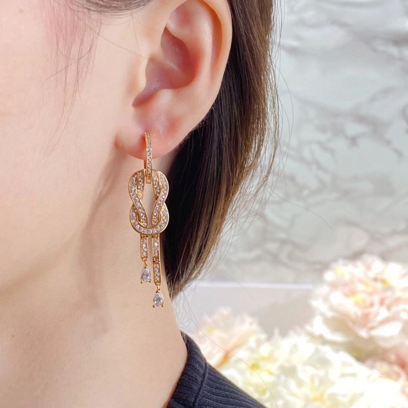 Breathable Fred Earrings 210782