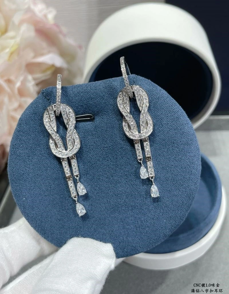 Breathable Fred Earrings 210782
