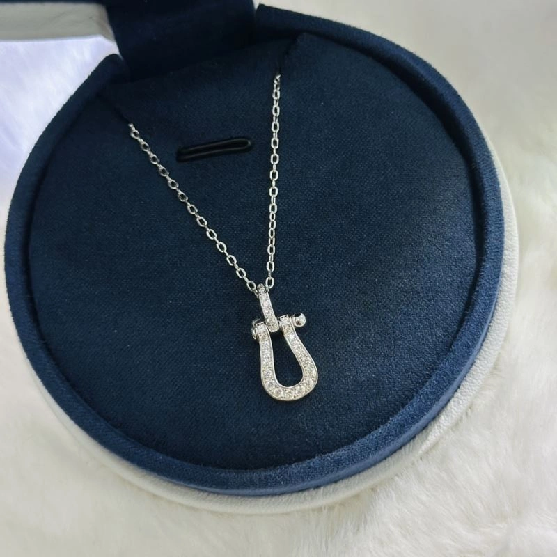 Fred Necklaces TechFriendly 213955
