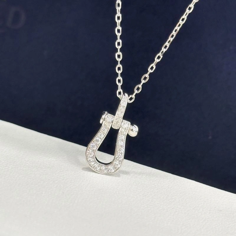Fred Necklaces TechFriendly 213955
