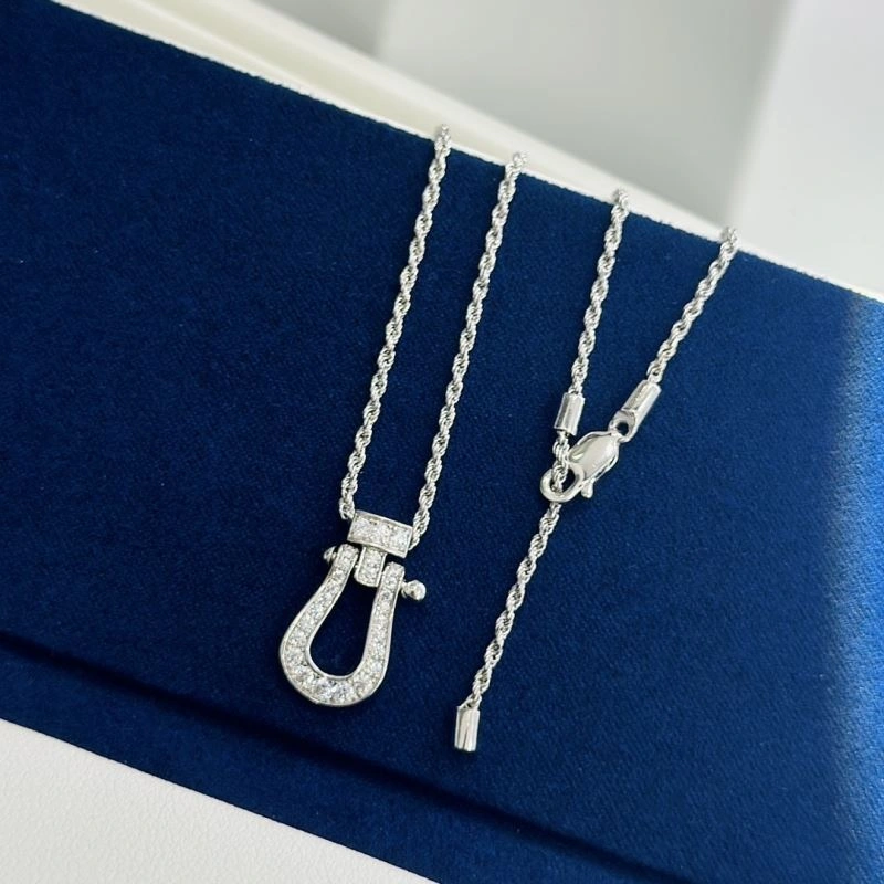 Chic Fred Necklaces 213509