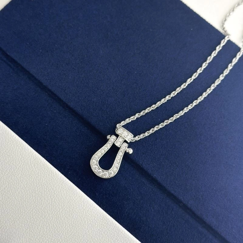Chic Fred Necklaces 213509