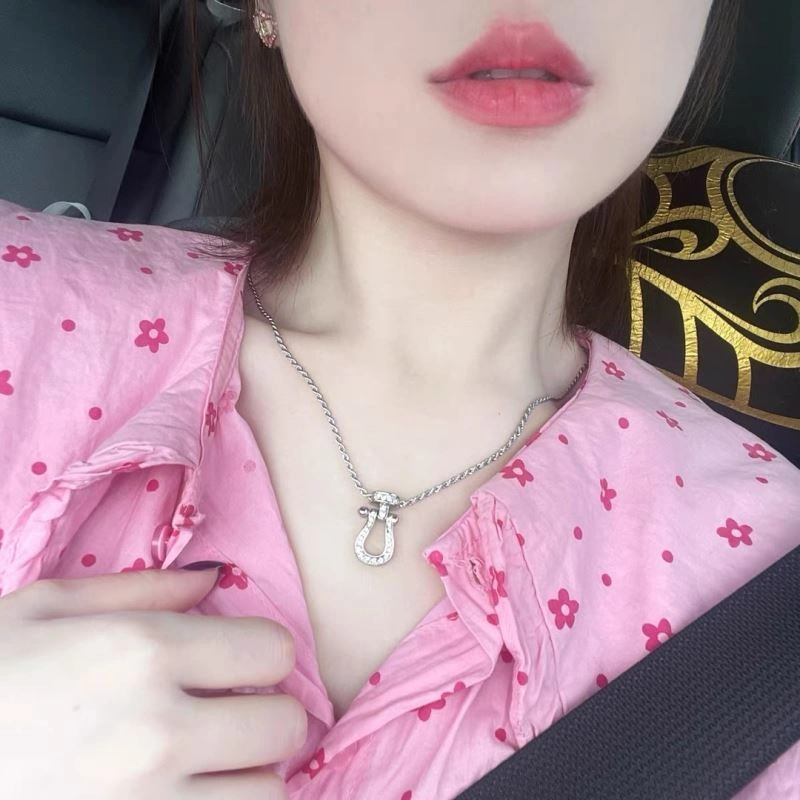Chic Fred Necklaces 213509