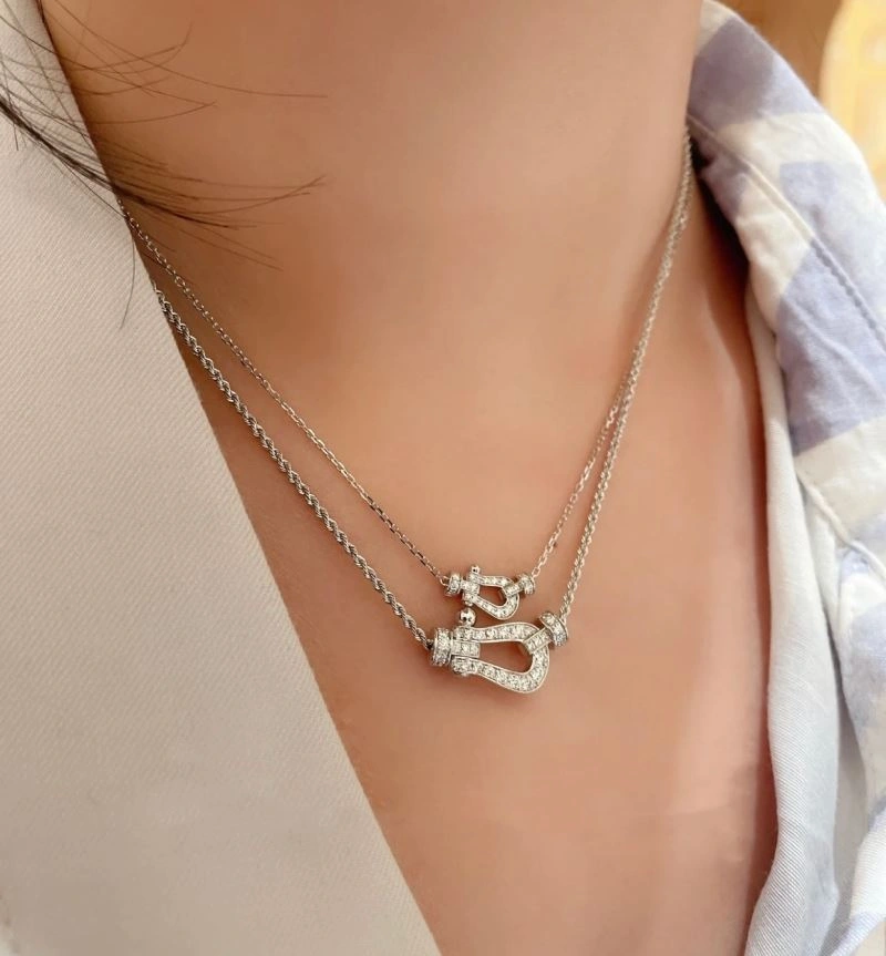 Comfortable Fred Necklaces 214272