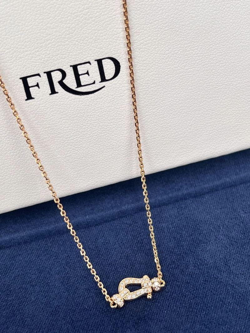 Compact Fred Necklaces 212191