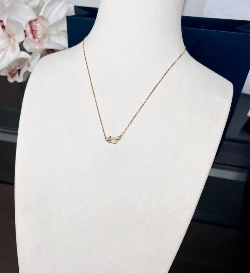 Breathable Fred Necklaces 210814