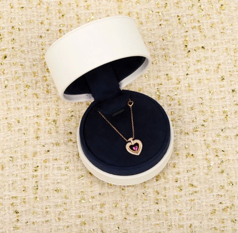 MoistureWicking Fred Necklaces 210773