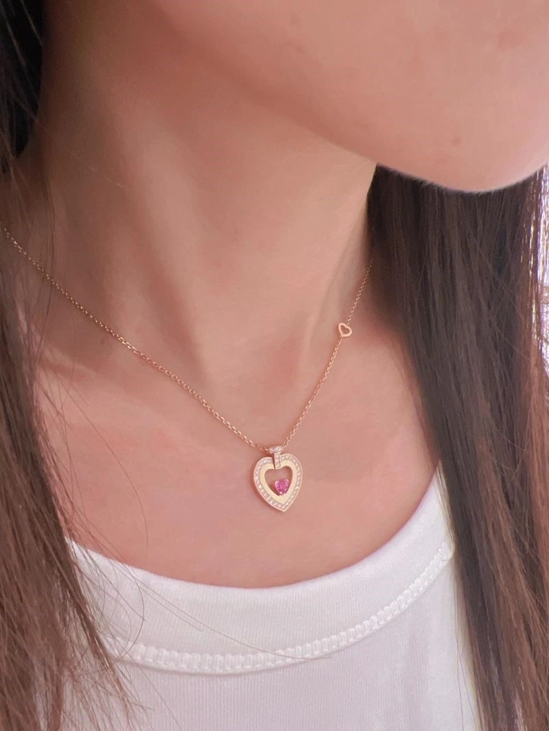 MoistureWicking Fred Necklaces 210773