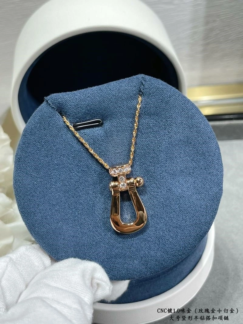 Practical Fred Necklaces 210776