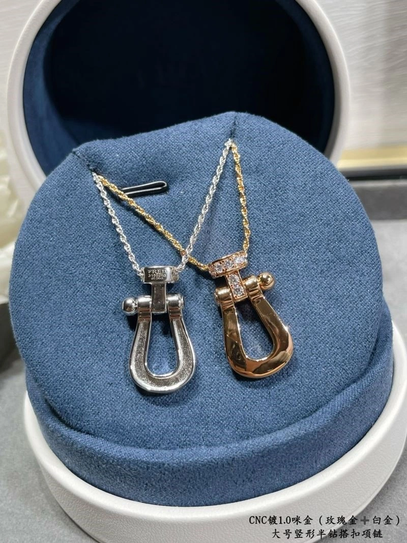 Practical Fred Necklaces 210776