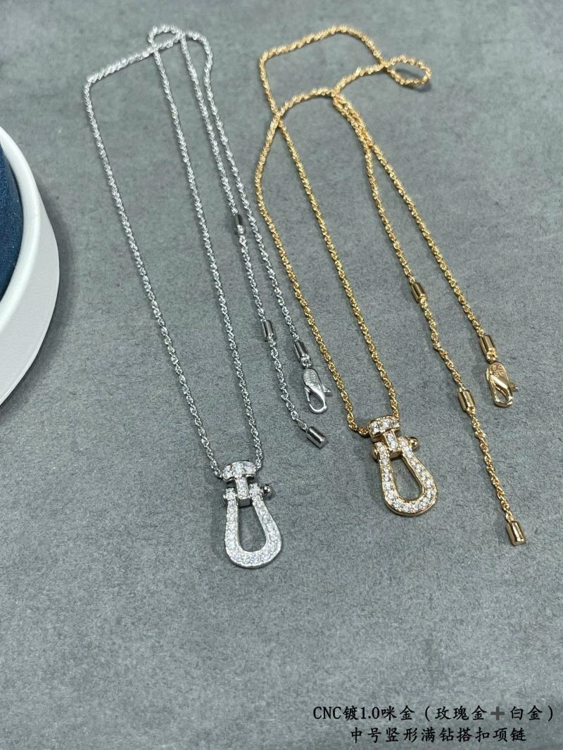 Cozy Fred Necklaces 210774