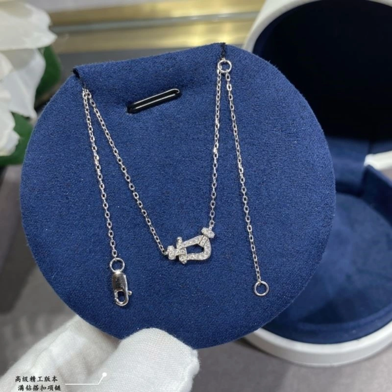 Fred Necklaces Breathable 210779