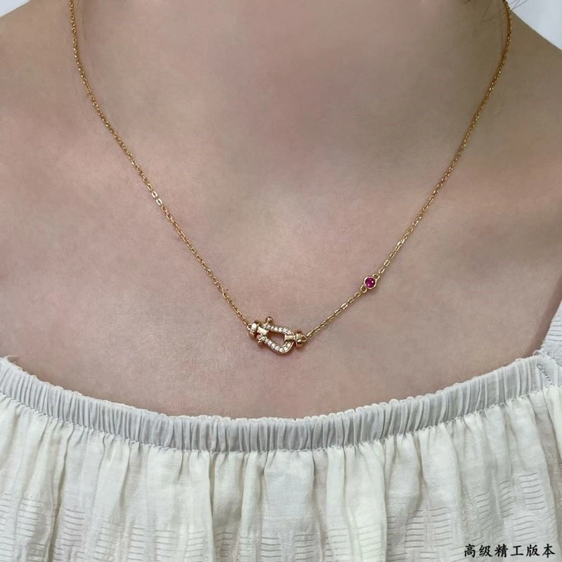 Affordable Fred Necklaces 210770