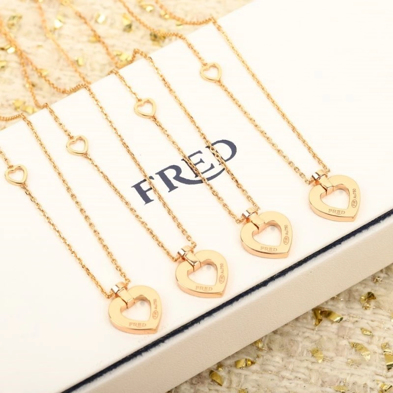UrbanChic Fred Necklaces 210756