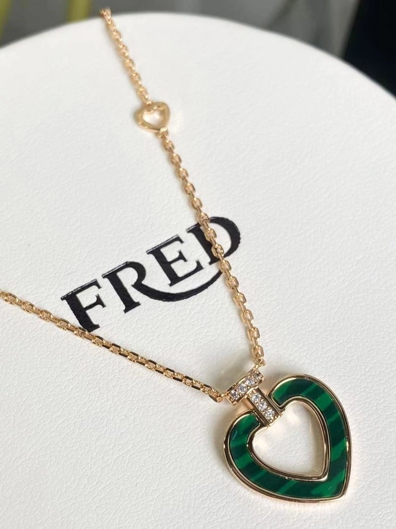 MoistureWicking Fred Necklaces 209902