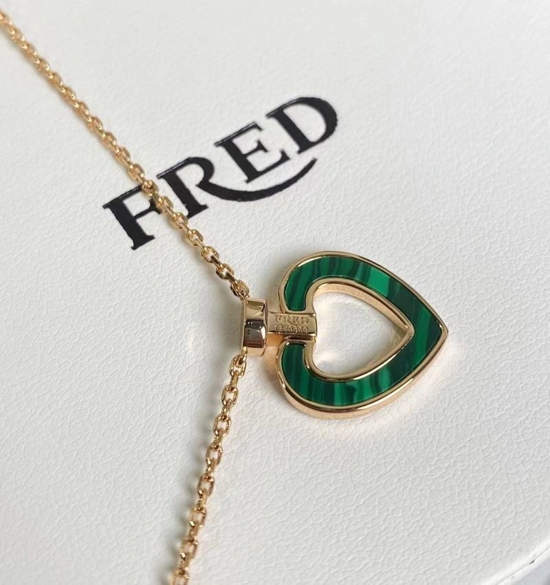 MoistureWicking Fred Necklaces 209902