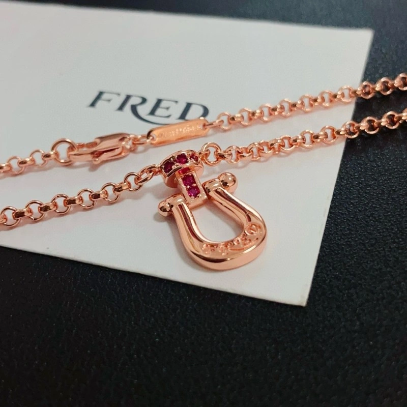 Refined Fred Necklaces 208048