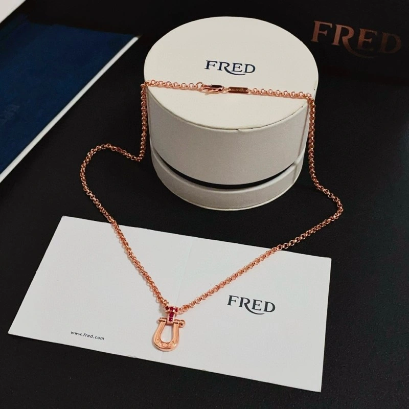 Refined Fred Necklaces 208048