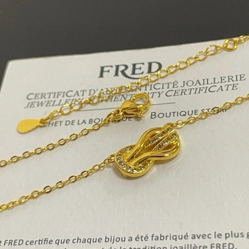 Youthful Fred Necklaces 208044