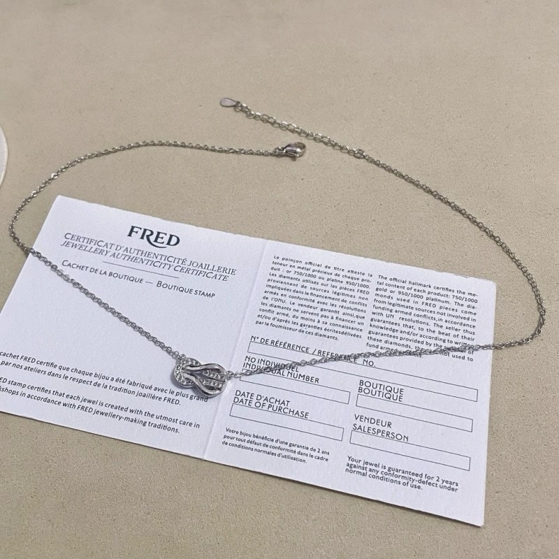 Comfortable Fred Necklaces 208054