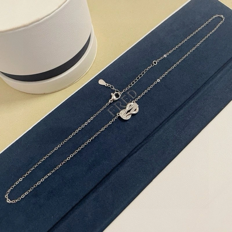 Comfortable Fred Necklaces 208054
