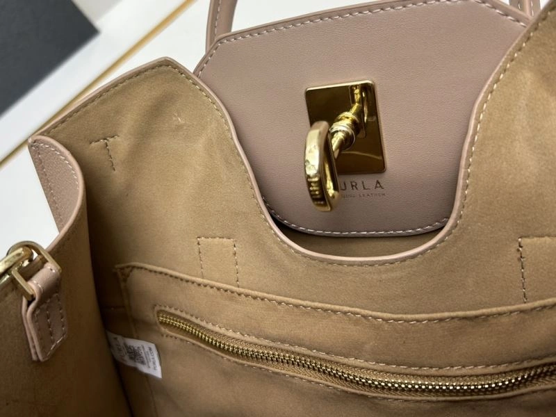 Furla Top Handle Bags Effortless 84011