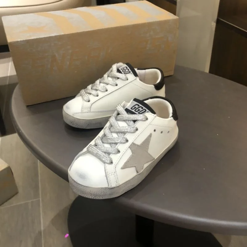 GGDB SHOES TimelessDesign 29730