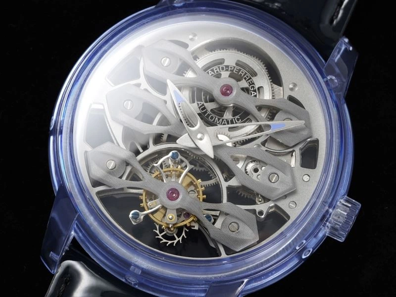 Flexible GIRARD-PERREGAUX Watches 182601