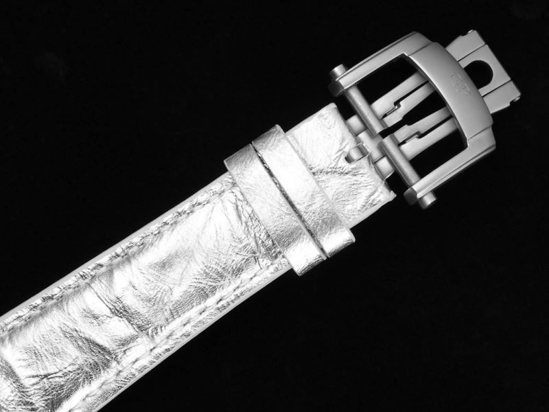GIRARD-PERREGAUX Watches Practical 182603