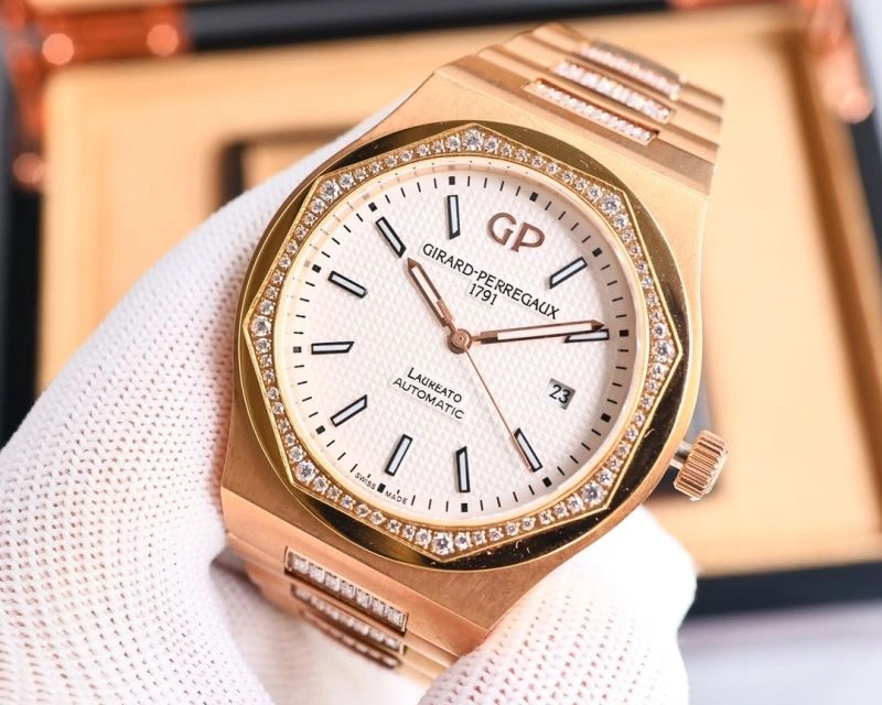 GIRARD-PERREGAUX Watches GoAnywhere 182599