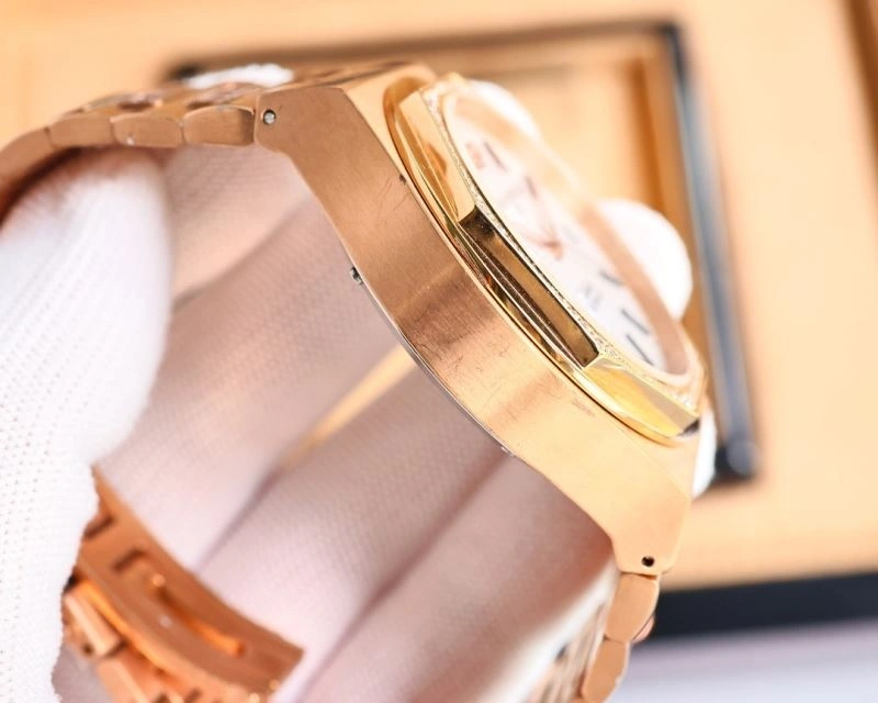 GIRARD-PERREGAUX Watches GoAnywhere 182599