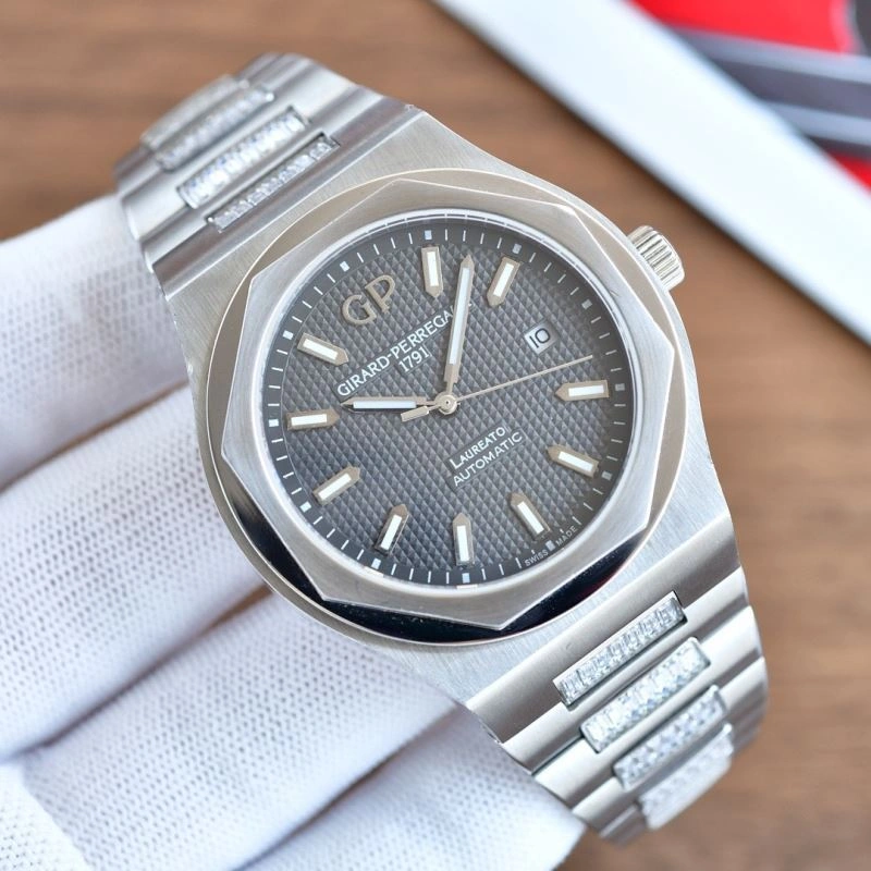 Compact GIRARD-PERREGAUX Watches 182594