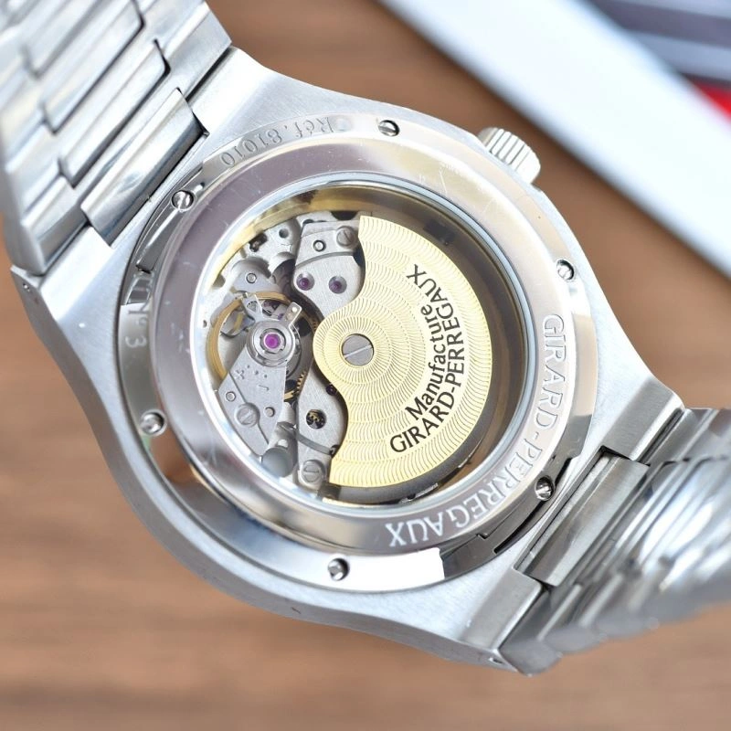 Compact GIRARD-PERREGAUX Watches 182594